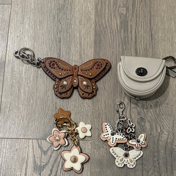 Bundle for @posh_buy_n_sell - Picture 1 of 1